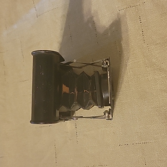 Antique Eastman Kodak Camera - Picture 9 of 11